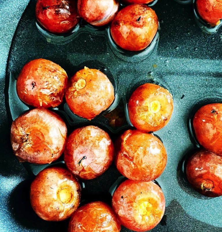 Persimmons in a pan